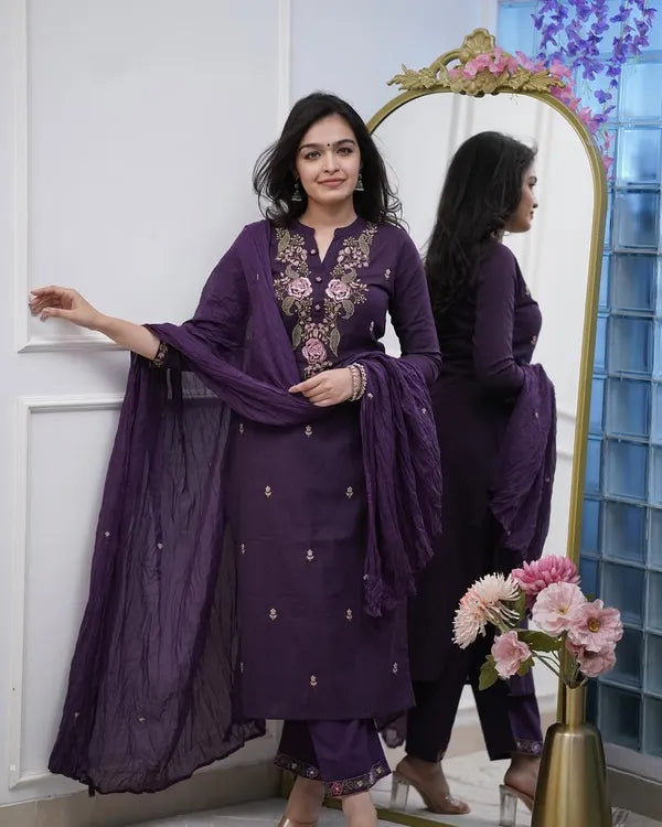 Havy_Embroidery_Kurti_Woth_Pant_And_dupatta_Set