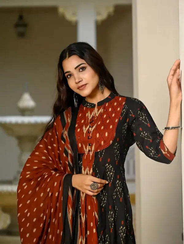 Anarkali Kurti With Bottom And Dupatta, Hevy Hand Work On Yog.
