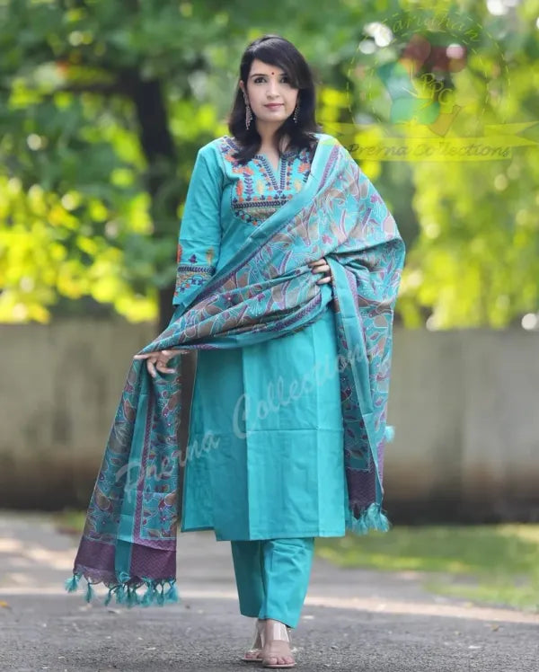 Elegant_Blue_Cotton_Embroidered_Kurta_Set_with_Khaddar_Silk_Dupatta