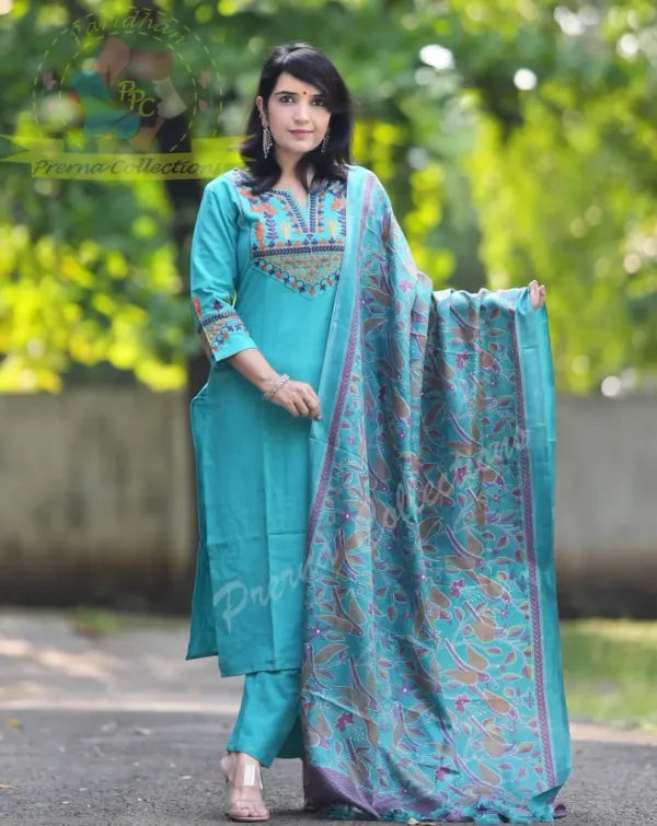Elegant_Blue_Cotton_Embroidered_Kurta_Set_with_Khaddar_Silk_Dupatta