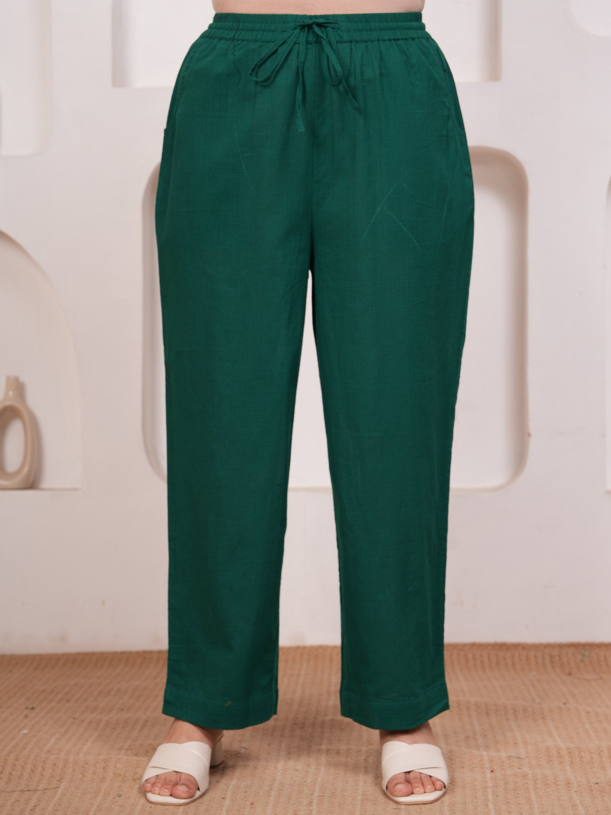Embroidered Slub cotton Solid Straight Emerald Green Kurta From Aramya 2